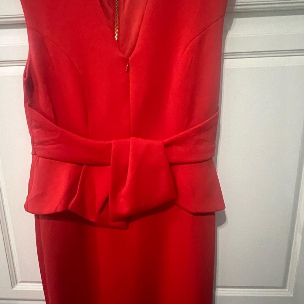VENUS Red Plunge Neck Sheath Midi Dress
